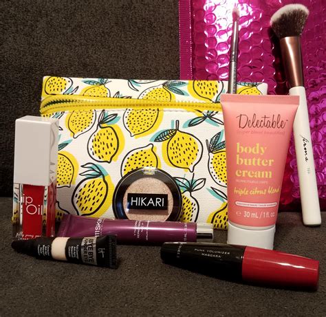 ipsy glam bag 2024.